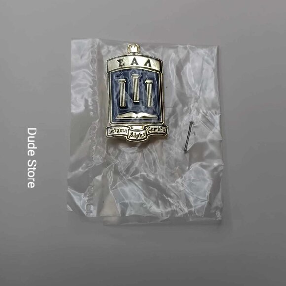 Sigma Alpha Lambda National Leadership and Honors Organization Lapel Pin - NEW - Picture 1 of 3